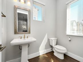 5720 Petty Street, Houston TX 77007