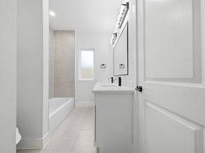 328 Janisch D, Houston TX 77018