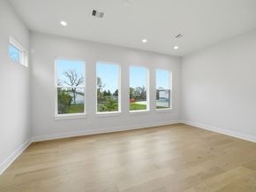 328 Janisch D, Houston TX 77018