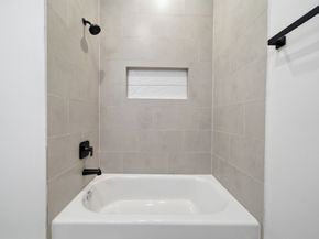 328 Janisch D, Houston TX 77018