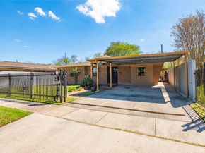 8606 Guinevere Street, Houston TX 77029
