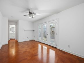 939 Colorado Street 20, Houston TX 77007