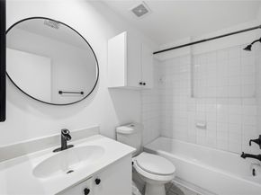 939 Colorado Street 20, Houston TX 77007