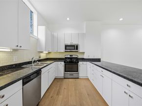 939 Colorado Street 20, Houston TX 77007