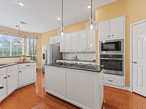 39 Laurelhurst Circle, The Woodlands TX 77382