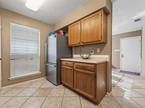 2311 Leading Edge Drive, Friendswood TX 77546