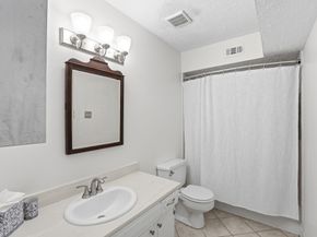 409 N Post Oak Lane 409, Houston TX 77024