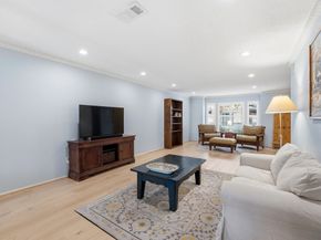 409 N Post Oak Lane 409, Houston TX 77024