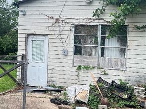7909 Narcissus Street, Houston TX 77012