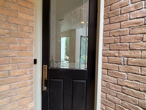 10 S Briar Hollow Lane 55, Houston TX 77027