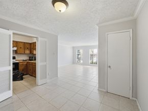 461 N Post Oak Lane 461, Houston TX 77024