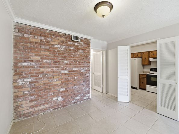 461 N Post Oak Lane 461, Houston TX 77024