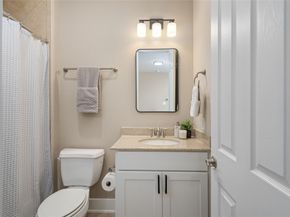 1244 Hobbs Reach Lane, Houston TX 77008