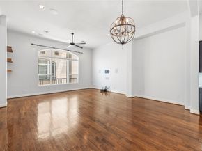 1029 W 21st Street D, Houston TX 77008