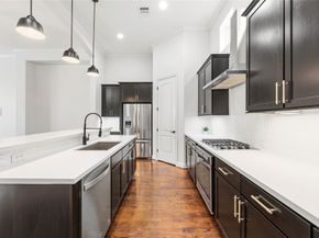 1029 W 21st Street D, Houston TX 77008