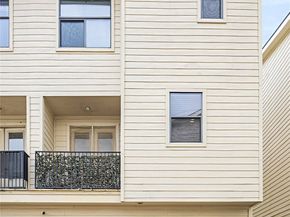 2320 Emancipation Avenue, Houston TX 77004