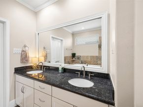 2320 Emancipation Avenue, Houston TX 77004