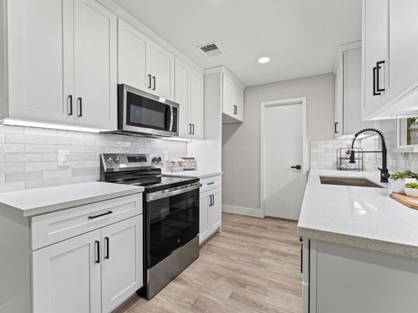 307 Sulky Trail Street, Houston TX 77060