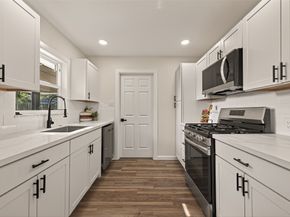 264 Parker Road, Houston TX 77076