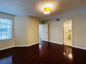 12660 Ashford Point Drive 410, Houston TX 77082