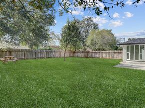6015 Spellman Road, Houston TX 77096