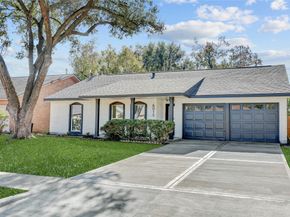 6015 Spellman Road, Houston TX 77096