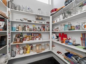 606 Pacific Street, Houston TX 77006