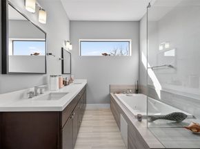 606 Pacific Street, Houston TX 77006