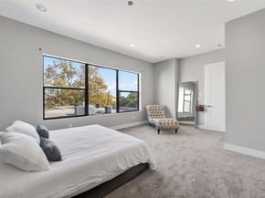 606 Pacific Street, Houston TX 77006