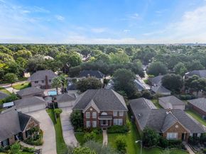 7414 Starbridge Drive, Houston TX 77095