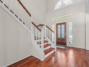 7414 Starbridge Drive, Houston TX 77095