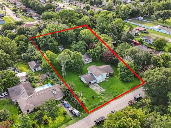 13922 Ambrose Street, Houston TX 77045