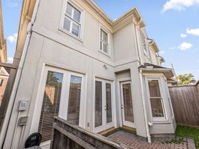 5842 Candlewood Lane, Houston TX 77057