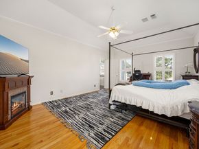 5842 Candlewood Lane, Houston TX 77057