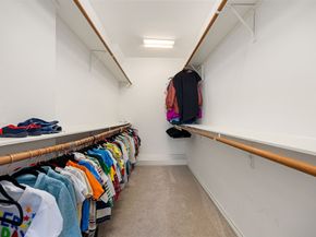 5842 Candlewood Lane, Houston TX 77057