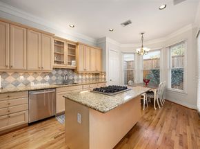 5842 Candlewood Lane, Houston TX 77057