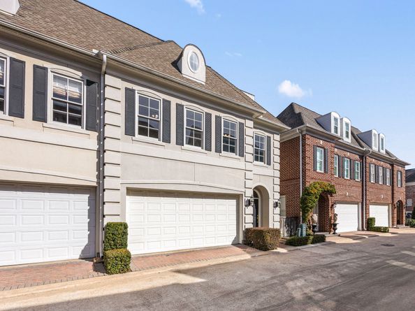 5842 Candlewood Lane, Houston TX 77057