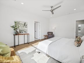 1922 Luna Woods Lane, Houston TX 77055