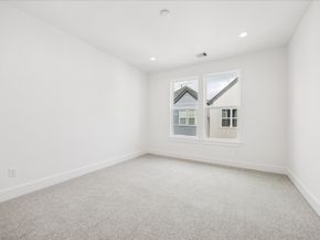 1922 Luna Woods Lane, Houston TX 77055