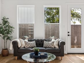 1922 Luna Woods Lane, Houston TX 77055