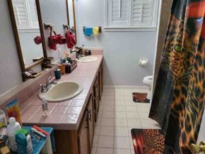 6642 Heron Drive, Houston TX 77087