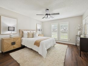 5422 Golf Drive, Houston TX 77091