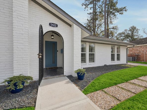 5422 Golf Drive, Houston TX 77091