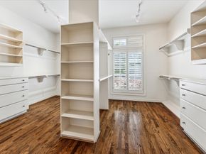 1 Exbury Way, Houston TX 77056