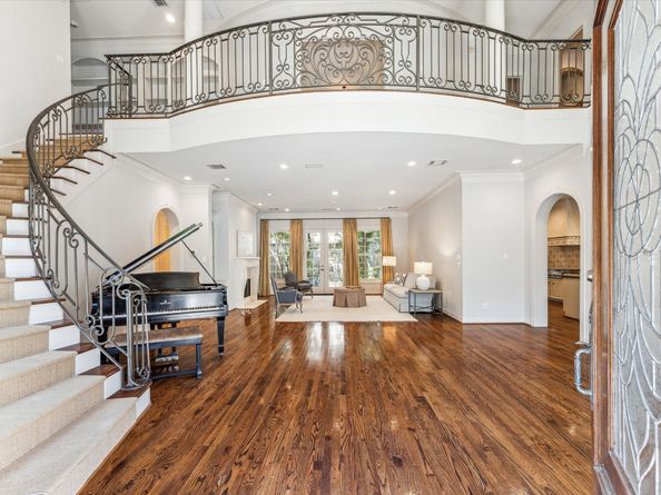 1 Exbury Way, Houston TX 77056