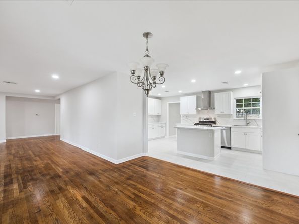 10009 Lazy Oaks Street, Houston TX 77080