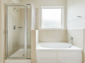 12638 Silver Winter Trail, Houston TX 77014