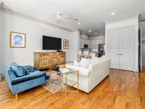 3302 Audley Street 124, Houston TX 77098