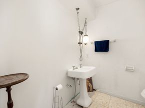 5407 Old Lodge Drive, Houston TX 77066