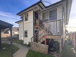 5623 Barremore Street A B 1 2, Houston TX 77023